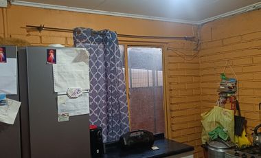 VENDO CASA EN IQUIQUE, EXCELENTE UBICACIÓN