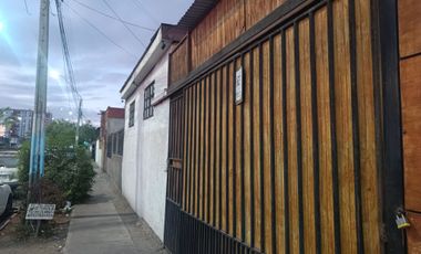 VENDO CASA EN IQUIQUE, EXCELENTE UBICACIÓN
