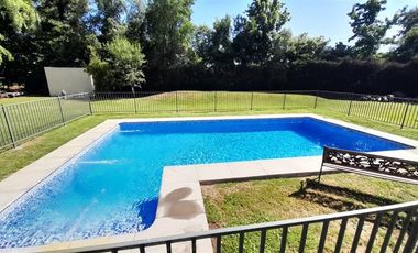Casa en Arriendo en Nogales, Machali