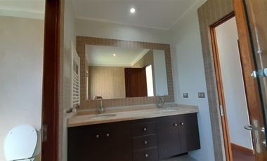 Casa en Arriendo en Nogales, Machali