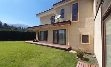 Casa en Arriendo en Nogales, Machali