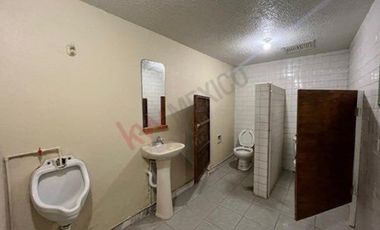 Local amplio para giro comercial o semi industrial. Juárez Chih.