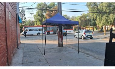 Casa  con excelente ubicación para Comercio