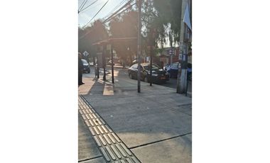 Casa  con excelente ubicación para Comercio