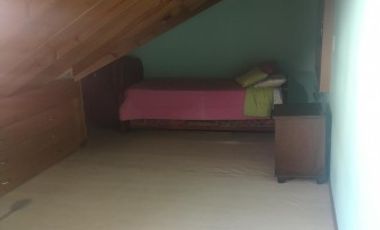 Amplia Casa 4 amb, ubicada en Carlos Tejedor 686 Temperley