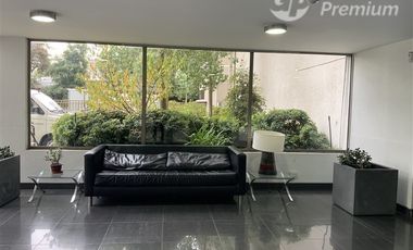Departamento en Venta en Avenida Recoleta a pasos de Clínica Davila.
