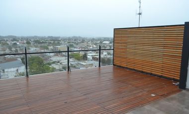VENTA PENTHOUSE EDIFICIO ROCA. BALCARCE