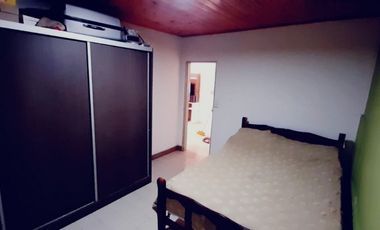 RETASADA SE VENDE CASA SOBRE AV. RAMIREZ SUR