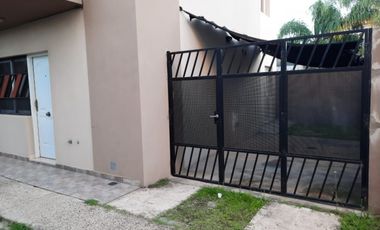SE VENDE DUPLEX CON COCHERA ZONA CLUB NEUQUEN!