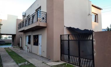 SE VENDE DUPLEX CON COCHERA ZONA CLUB NEUQUEN!