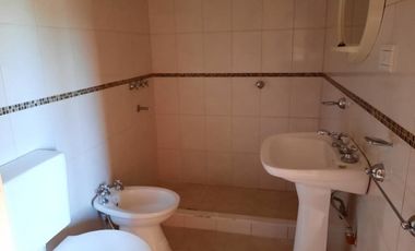 SE VENDE DUPLEX CON COCHERA ZONA CLUB NEUQUEN!
