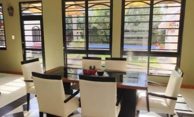 SE VENDE CASA FAMILIAR ZONA AV DE LAS AMERICAS Y A. PALACIOS