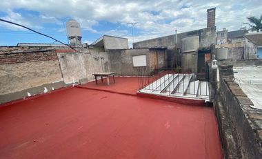 Venta Casa 3 ambientes c/local y cochera REBAJADO OPORTUNIDAD - Villa Lugano