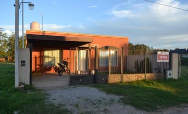 VENTA CASA PARA ENTRAR A VIVIR!! BALCARCE