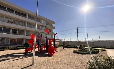 Departamento en Arriendo en Condominio las Encinas. Av 3 Poniente.