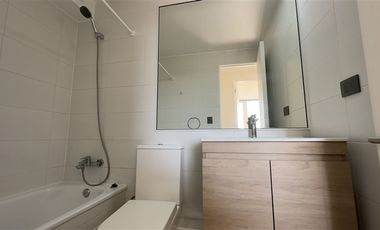 Departamento en Arriendo en Condominio las Encinas. Av 3 Poniente.