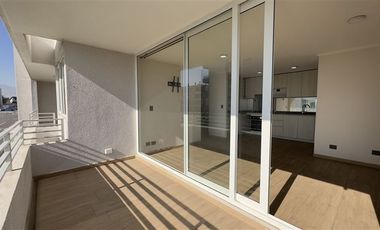 Departamento en Arriendo en Condominio las Encinas. Av 3 Poniente.
