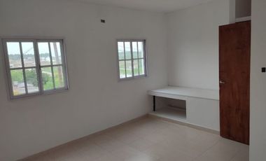 EN VENTA DUPLEX ZONA CLUB PARACAO