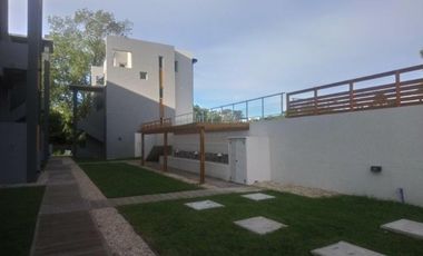 DEPARTAMENTO EN VENTA EN PINAMAR ZONA SUR TRES AMBIENTES CON GAS NATURAL LOSA RADIANTE .