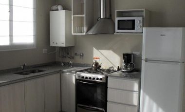 DEPARTAMENTO EN VENTA EN PINAMAR ZONA SUR TRES AMBIENTES CON GAS NATURAL LOSA RADIANTE .