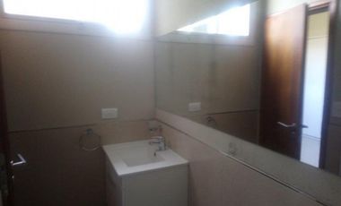 DEPARTAMENTO EN VENTA EN PINAMAR ZONA SUR TRES AMBIENTES CON GAS NATURAL LOSA RADIANTE .