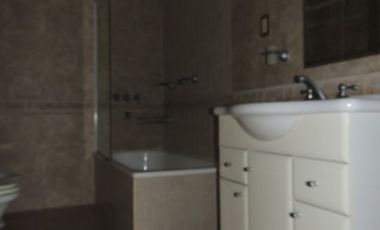 VENTA - CASA 4 HABITACIONES - JUJUY AL 500