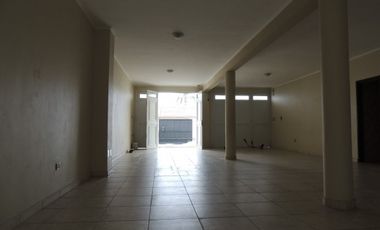 VENTA - CASA 4 HABITACIONES - JUJUY AL 500