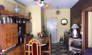 VENTA BARRIO AUTOPISTA EXCELENTE 4 AMB BALCON (TAPIALES)