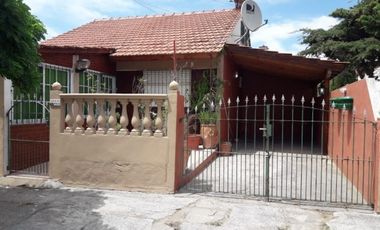 VENTA DUPLEX EN MAR DEL TUYU A METROS DEL MAR