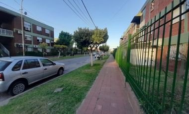 OPORTUNIDAD ÃNICA!! DEPARTAMENTO 3 AMBIENTES EN EXCELENTE COMPLEJO DE SAN JUSTO