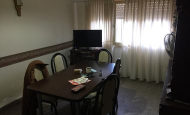 VENTA DEPTO 3 AMB C/ ESPACIO PARA AUTO. BALCARCE