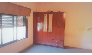 OPORTUNIDAD! CASA 6 AMB. 170M2 PARA REMODELAR EN INMEJORABLE UBICACION!! IDEAL 2 FAMILIAS O INVERSOR