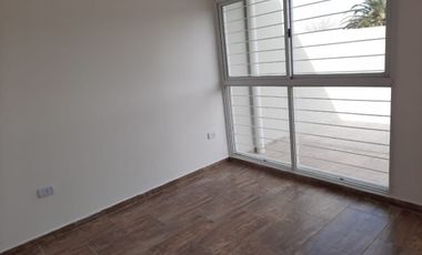 SE VENDE CASA ZONA LEBENSOHN Y PADRE PASCUAL UVA
