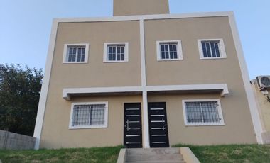 Vendo Duplex a estrenar zona Baez