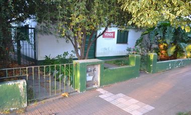 VENTA CASA A RECICLAR !!