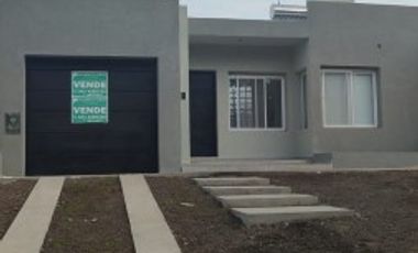 SE VENDE CASA ZONA AMANECERES DEL SEMINARIO A ESTRENAR