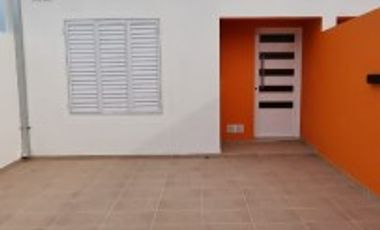 VENTA - CASA 2 HABITACIONES - ZONA ZANNI & JORGE NEWERY