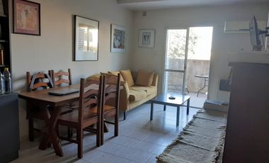 RETASADO VENDO departamento dos dormitorios. escritorio , doble ingreso , cochera , zona centro!
