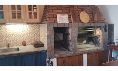 Monteagudo 842 - Permuta por casa en Castelar !!!