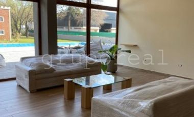 CANNING - Duplex 3 dormitorios con cochera y quincho
