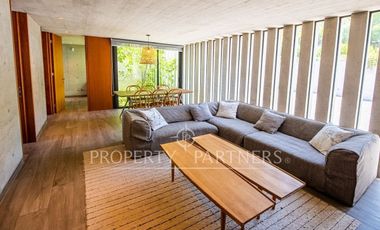 Magnífica casa con vista al mar en El Pangue Zapallar