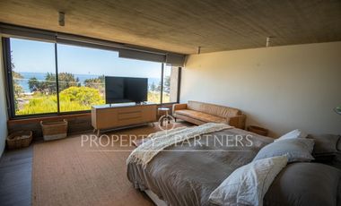 Magnífica casa con vista al mar en El Pangue Zapallar