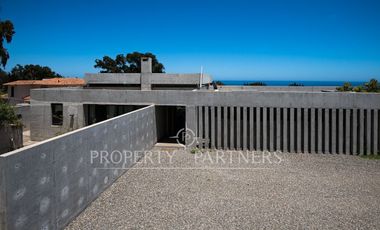 Magnífica casa con vista al mar en El Pangue Zapallar