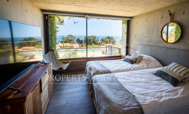 Magnífica casa con vista al mar en El Pangue Zapallar