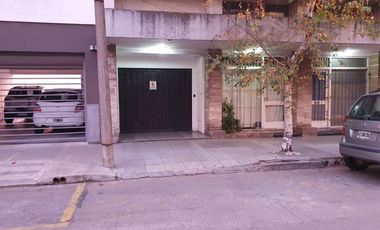 EN VENTA COCHERA