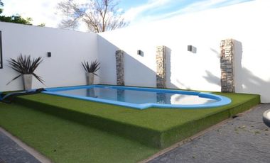 VENTA HERMOSO CHALET !!