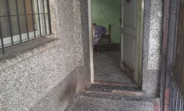 Colon 996 - Casa en Ph al frente