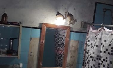 venta casa en solano centro gran oportunidad 4 ambientes terreno 10 x 20