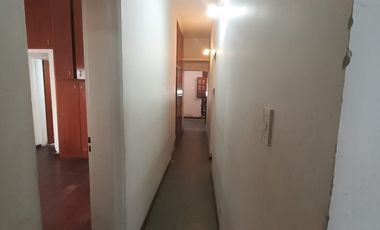 VENDO CASA CON COMPLEJO DE COCHERAS BARRIO MERCANTIL