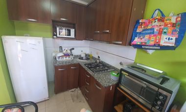 VENDO O PERMUTO CASA 5 DORMITORIOS, 3 BAÃOS, COCHERA, PATIO CON CHURRASQUERA. U$S 98.000.-